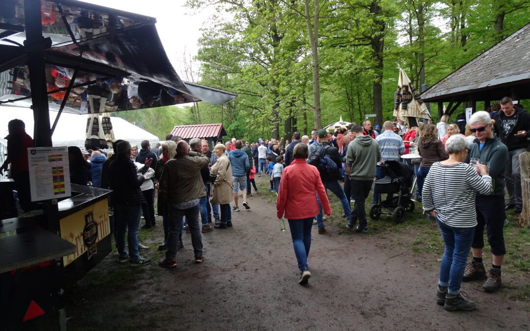 Waldfest mit Tradition am 1. Mai am Traisaer Hüttchen!